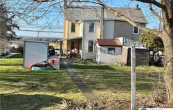 122 FRONT Street, Alburtis Boro, PA 18011