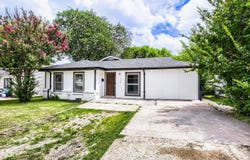 326 E Holley Street, Mesquite, TX 75149