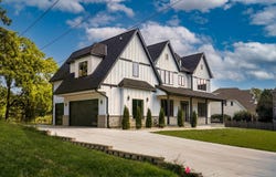 234 E 58th Place, Westmont, IL 60559