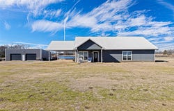385 County Road 3104, Pittsburg, TX 75686