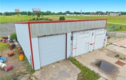 1400 S Main Street, Muldrow, OK 74948