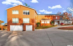 22500 SPRING CREEK Road, Washington, IL 61571