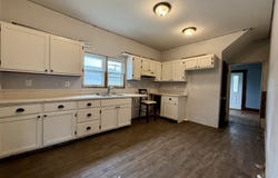 1005 E Main Street, Clinton, IL 61727