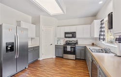 1700 Fort Grant Dr, Round Rock, TX 78665