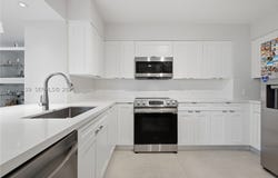 1155 Brickell Bay Dr, Miami, FL 33131