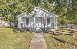 918 McDaniel Street SE, Hartselle, AL 35640