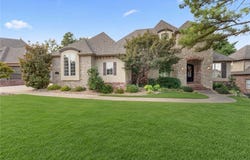 6921 W Altamonte Drive, Rogers, AR 72758