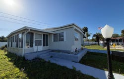 19 Ramada Dr, Debary, FL 32713