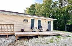 104 Pine Rd, Montezuma, IA 50171