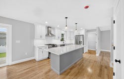 16 Neillian Way, Bedford, MA 01730