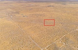 Avenue O-12, Black Butte, CA 93591