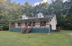 906 Buffalo Tr, Clarkrange, TN 38553
