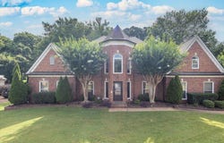 3076 STEEPLEGATE Dr, Germantown, TN 38138