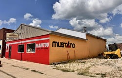 106 W 2nd St, Sutherland, IA 51058