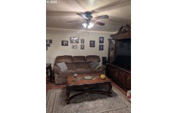 206 1/2 S MAIN St, Union, OR 97883