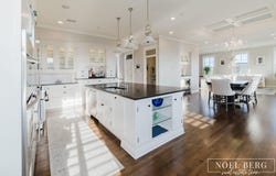 9 S 3rd Street, Grand Haven, MI 49417