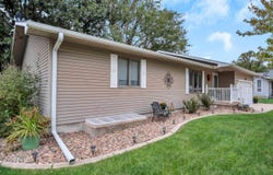 1443 N Grimes St, McPherson, KS 67460