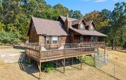 4518 Whitetail Pt, Van Buren, AR 72956