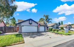 1495 Madera Drive, Dixon, CA 95620