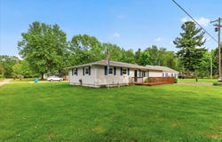 9489 Hyde Road, Clarklake, MI 49234