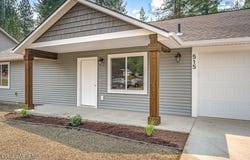 515 Lower Rio Vista St, Osburn, ID 83849