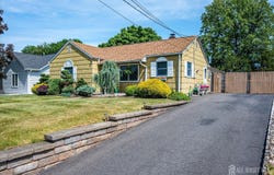 30 Walnut Street, Edison, NJ 08817