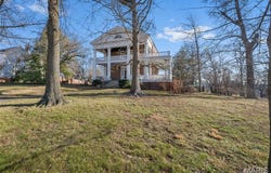 718 State Street, Chester, IL 62233