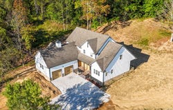 6897 County Road 15, Chesapeake, OH 45619