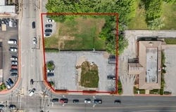 9407 Lackland Road, Overland, MO 63114
