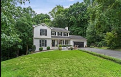 1450 Old Coach Road, Kernersville, NC 27284