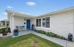 6618 LEESIDE Isle, HUDSON, FL 34667