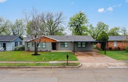 504 N Main Street, McGregor, TX 76657