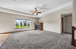 2050 Hillside Dr, Ely, IA 52227