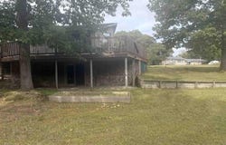 6614 P ROAD AVENUE, ESCANABA, MI 49829