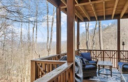 61 Creekside Way, Burnsville, NC 28714