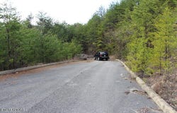 Mountain Folks Way, Sevierville, TN 37876