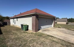5404 Greenwood Acres Blvd, Little Rock, AR 72204