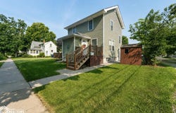 417 10th Street, Ames, IA 50010