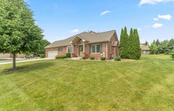 7468 E Plank Trail Court, Frankfort, IL 60423
