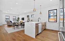 14 Hamlet, Somerville, MA 02143
