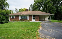 904 King Mill Pike, Bristol, VA 24201