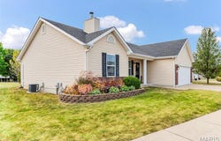 2140 Warwick Castle Drive, Imperial, MO 63052