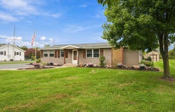 2464 E 225 S Road, Warsaw, IN 46580-8251
