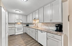 6121 Blake Ridge Road, Edina, MN 55436