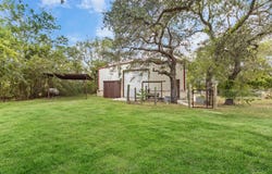 218 Alexandra Ln, Dale, TX 78616