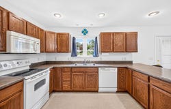 426 HICKORY GROVE CIR, HARRISONBURG, VA 22801