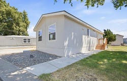 48 Nuclear Lane, Richland, WA 99352
