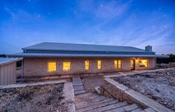 225 Arrowhead Ln, Pipe Creek, TX 78063