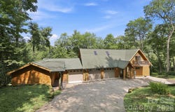 1055 Winter Star Loop, Burnsville, NC 28714