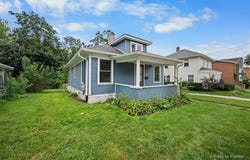 311 Locust Street, Elgin, IL 60123